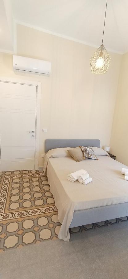 Domus Maqueda Bed and Breakfast Palermo Eksteriør billede
